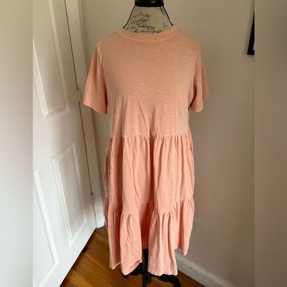 Old Navy Peach Dress - Picture 1 of 4